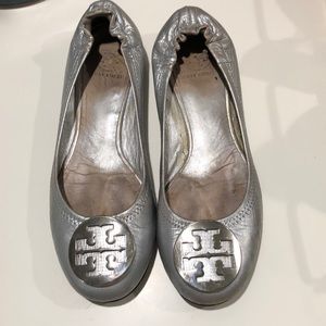 Size 9.5 Tory Burch flats (new sole)